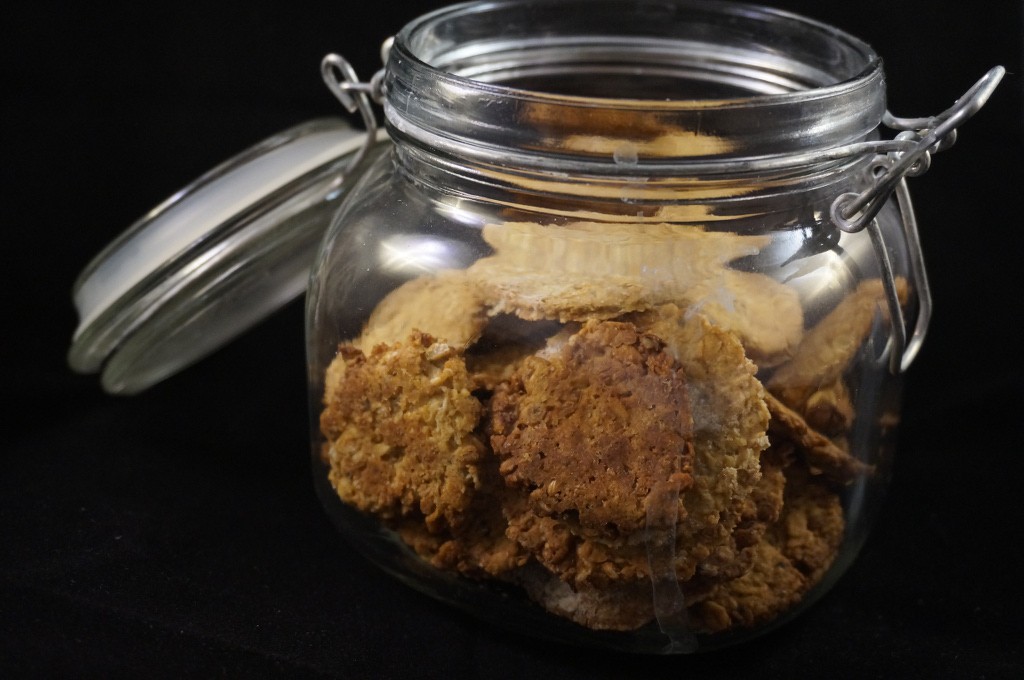 Würzige Haferflockencracker