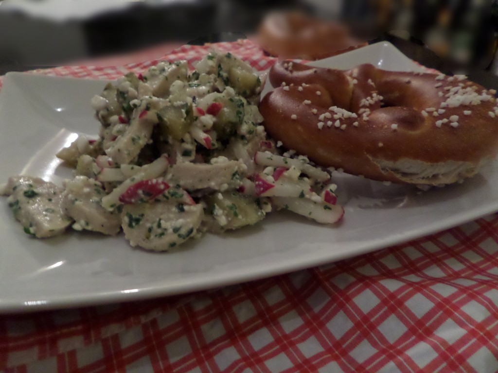 Weißwurstsalat