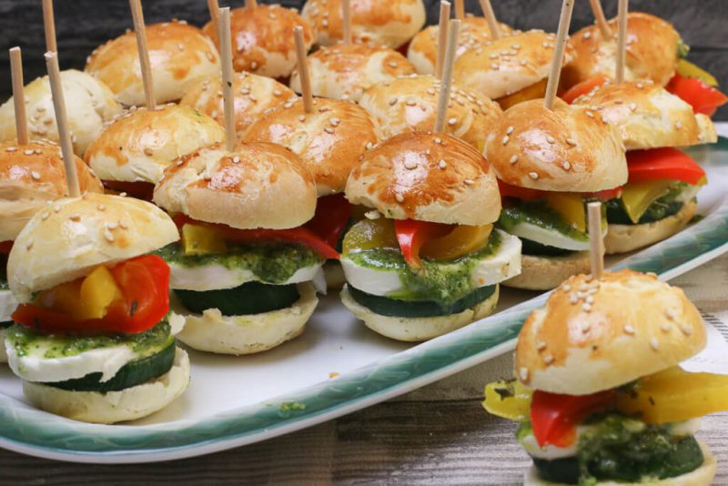 Vegetarischer Antipasti Mini Burger | happy plate