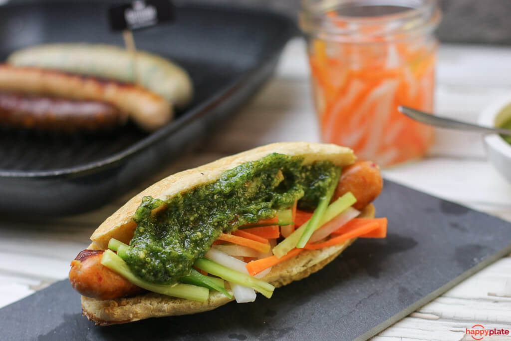 Hot Dog im Banh Mi Style mit Grillido BBQ Asia Wurst
